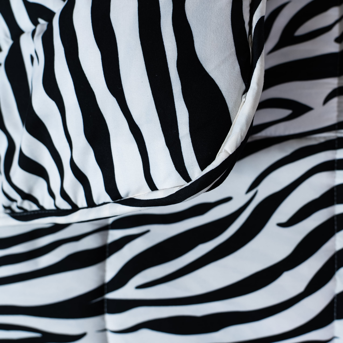 Zelesta Wonderbed Light - Zebra Skin