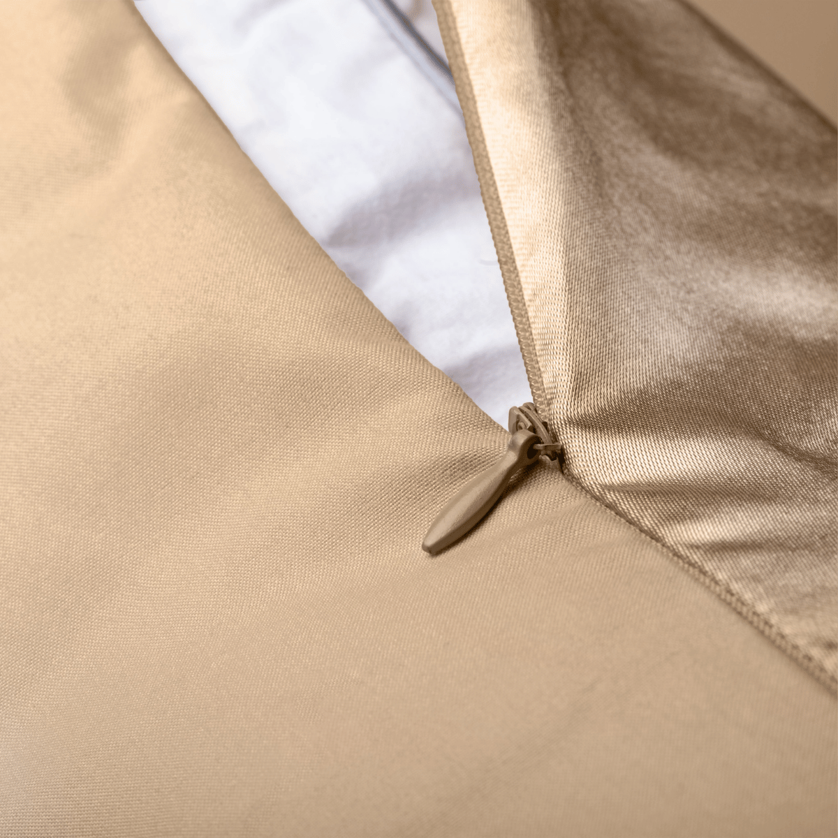 Stimmungsbild vom Zelesta Beautybed Pillowcases Set von 2 - Tropical Taupe