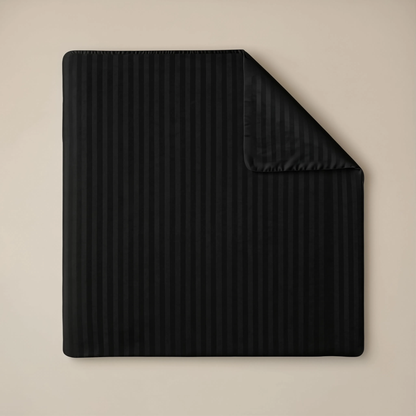 Zelesta Deluxe Hotel Stripe Baumwollsatin Bettdecke - Schwarz