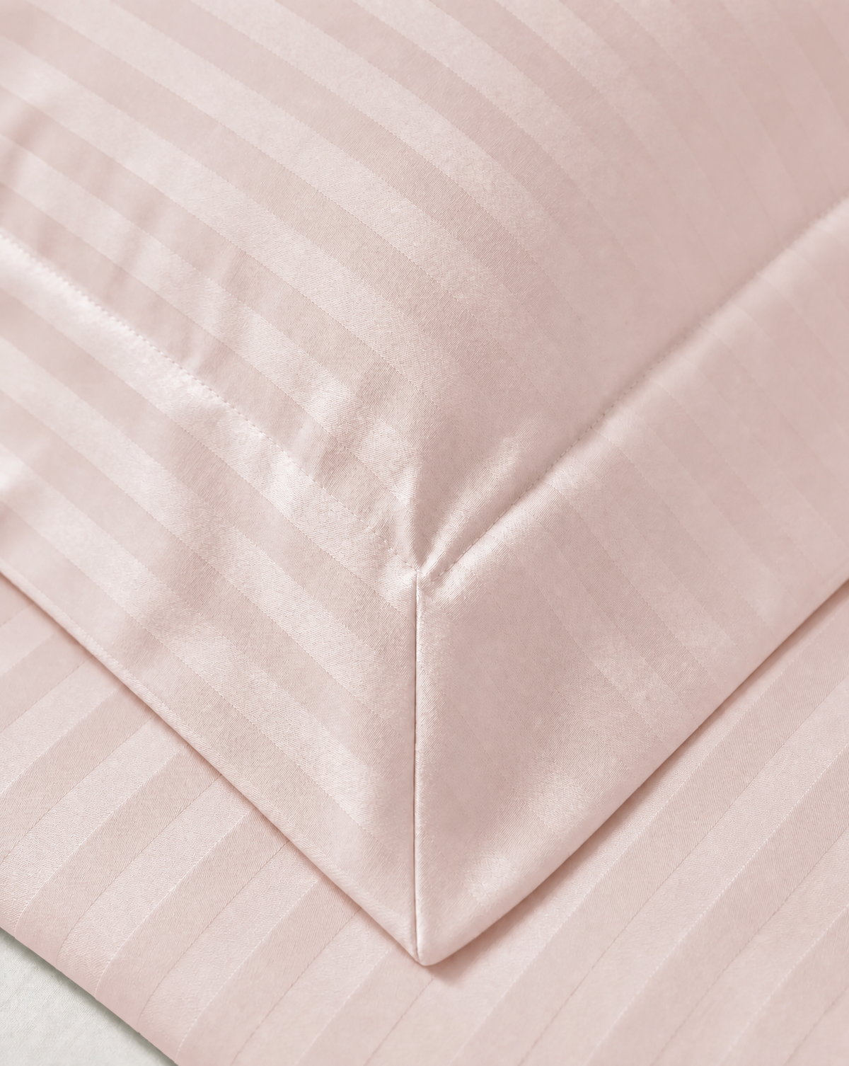 Zelesta Deluxe Hotel Stripe Nahtlose Baumwollsatin Bettdecke - Rosa