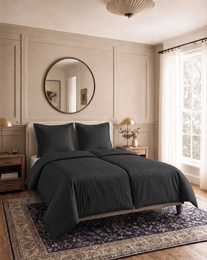 Zelesta Deluxe Hotel Stripe Nahtlose Baumwollsatin Bettdecke - Anthrazit