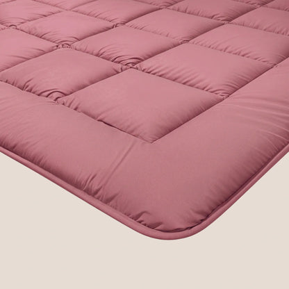 Zelesta Deluxe Design Baumwollsatin Bettdecke - Pink Multicolor Leaves