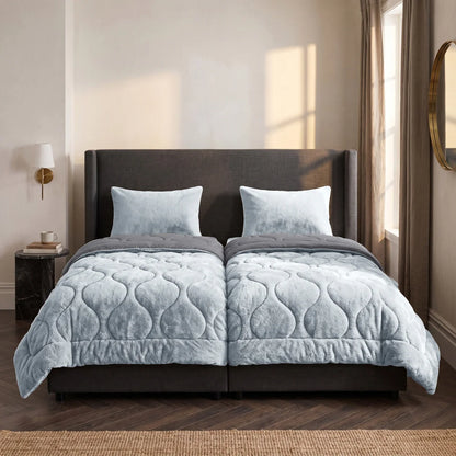 Zelesta Special Teddy Faux Fur Bettdecke - Heidelbeerblau