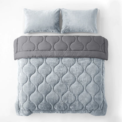 Zelesta Special Teddy Faux Fur Bettdecke - Heidelbeerblau