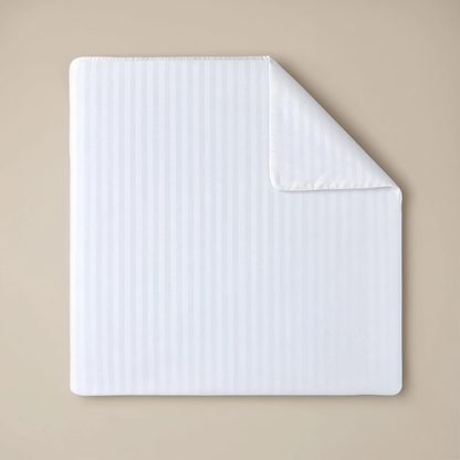 Zelesta Deluxe Hotel Stripe Baumwollsatin Bettdecke - Weiß