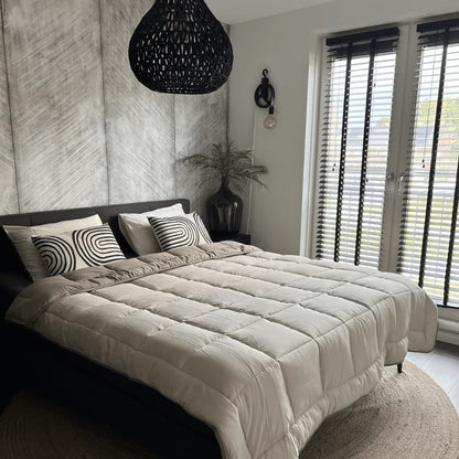 Zelesta Easybed Luxus Schlafzimmer beige schwarz taupe inspiration